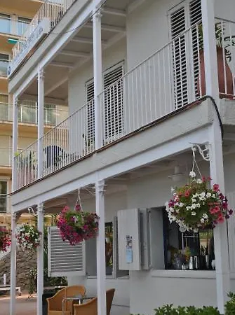 Aromar Apartamento *